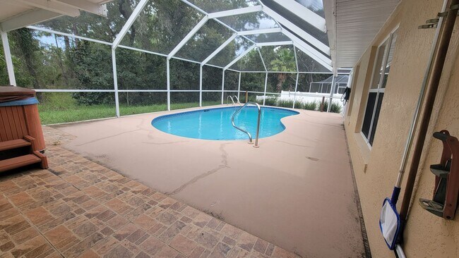 Building Photo - Sugarmill Woods Pool Home