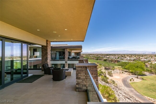 Building Photo - 1500 MacDonald Ranch Dr