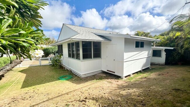 Building Photo - 156-B N Kalaheo Ave