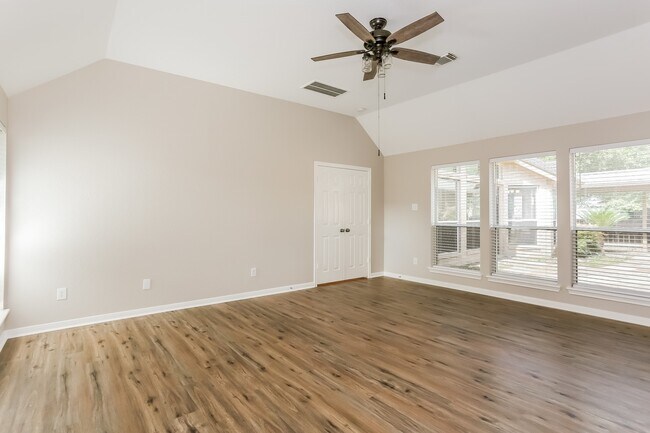 Building Photo - 13207 Castle Combe Dr