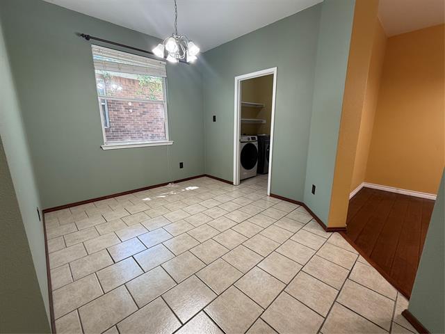 Building Photo - 4005 Hawkins Dr