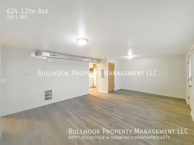 Building Photo - 624 12th Ave