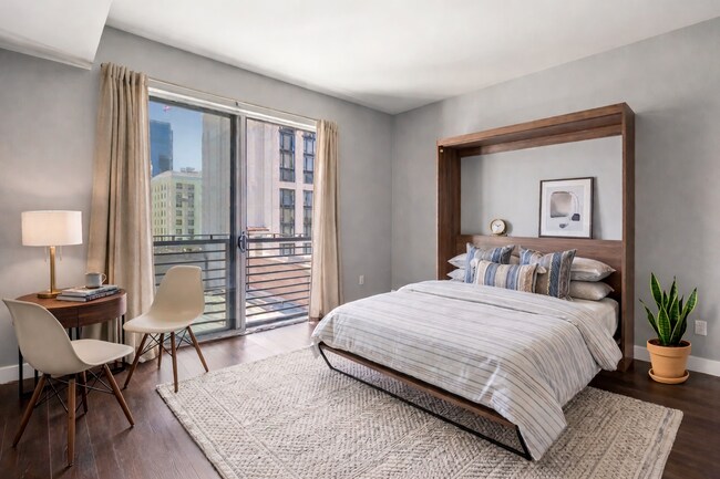 Building Photo - 445 Island Ave