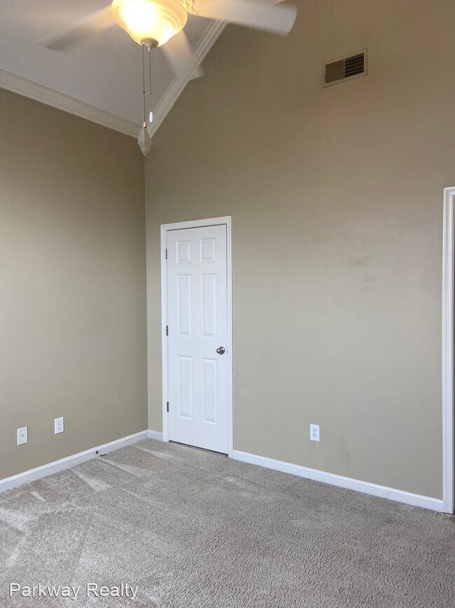 Building Photo - 3 br, 2 bath House - 4685 Chris Dr