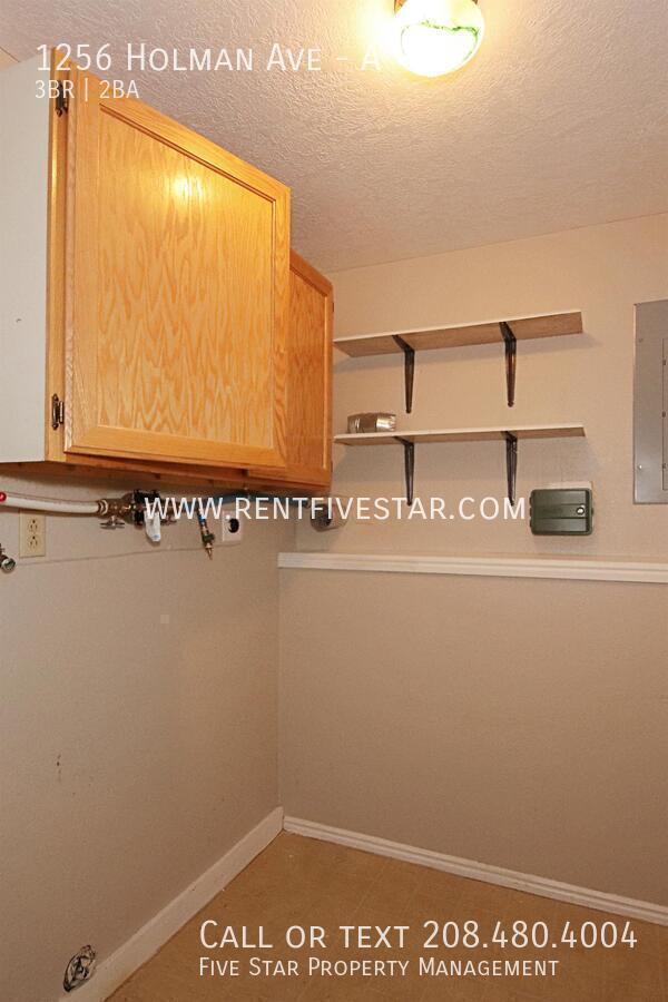 Building Photo - 1256 Holman Ave