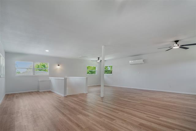 Building Photo - 1421 S Scullin Ave