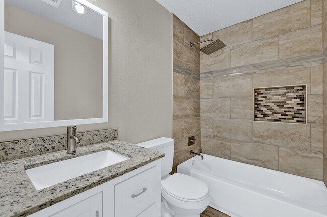 Building Photo - 6205 Winnebago Ct