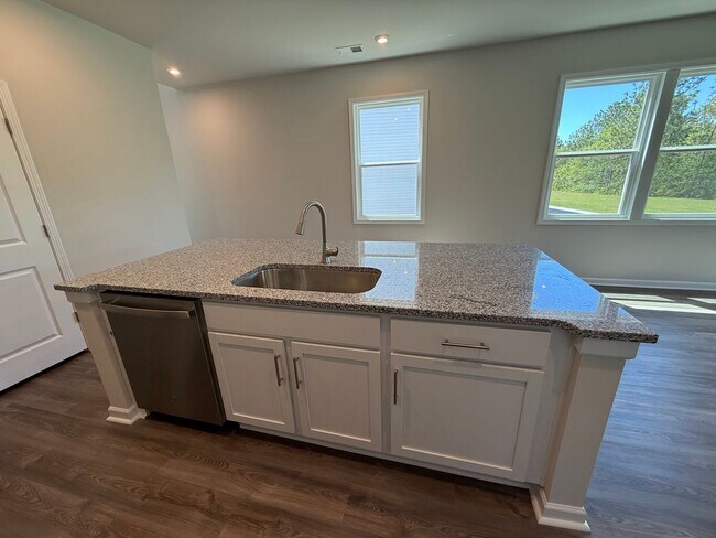 Building Photo - 749 Count Fleet Ct