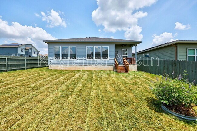 Building Photo - 9901 Dalliance Ln