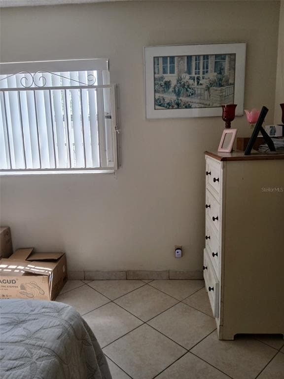 Building Photo - 2916 W Wilder Ave