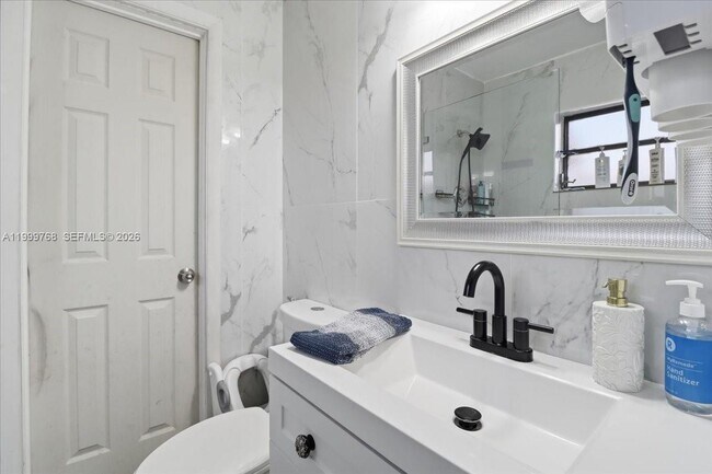 Building Photo - 7551 Polk St