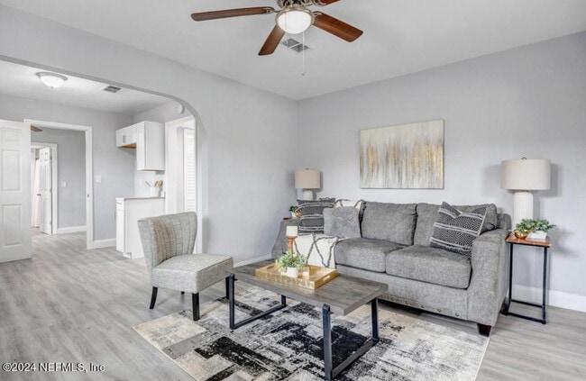 Building Photo - 1721 Campus St