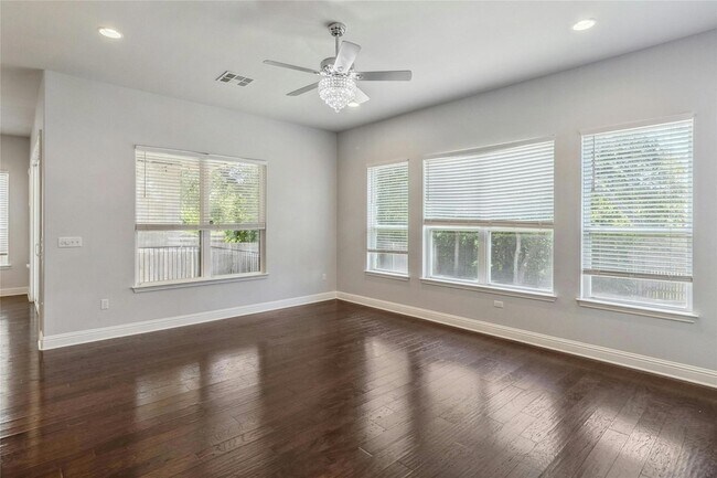 Building Photo - 11813 Quintana Cove