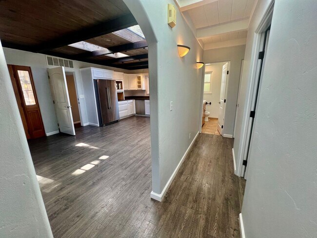 Building Photo - Single Family Home in Pacific Grove Neighb...