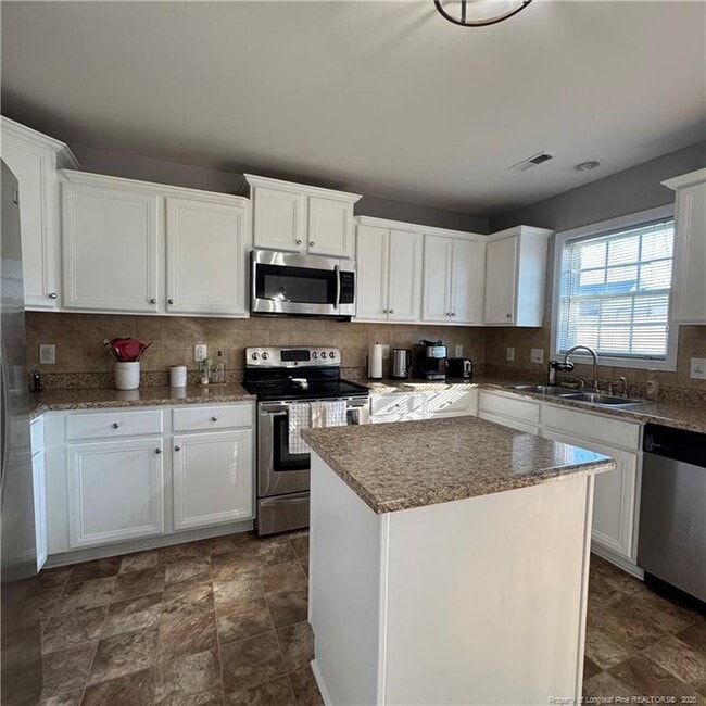 Building Photo - 2020 Gray Goose Loop