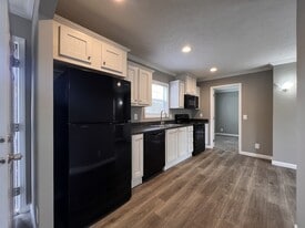 Building Photo - 258 Field Pine Dr