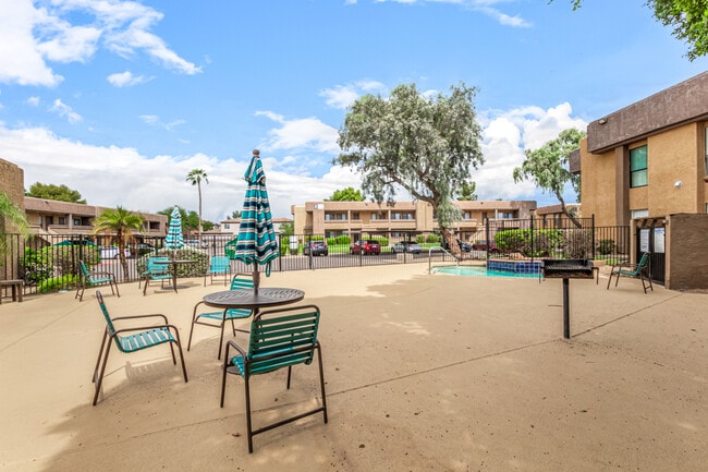 Building Photo - 3601 W Tierra Buena Ln