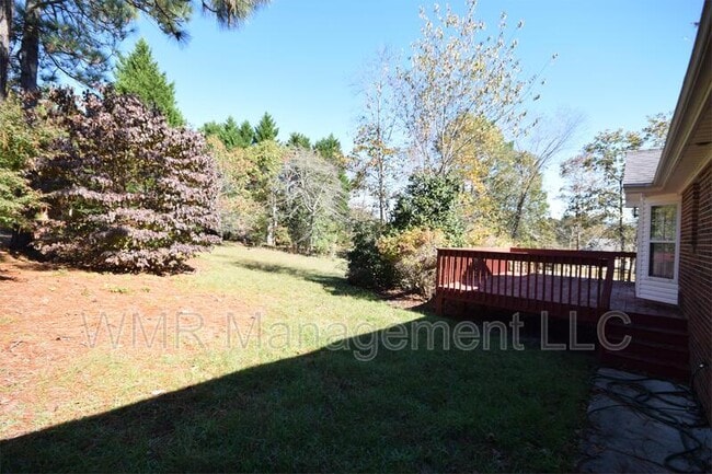 Building Photo - 771 Coachman Way