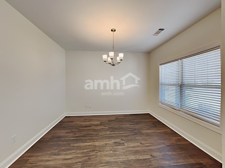 Building Photo - 4037 Bibb Ridge Trail