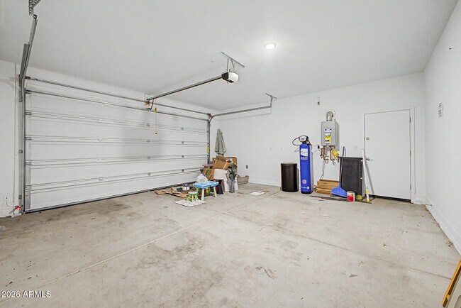 Building Photo - 3361 S 179th Dr