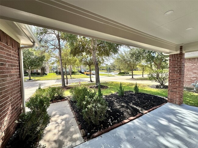 Building Photo - 17422 Bending Post Dr