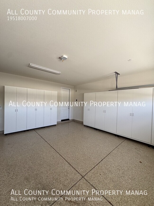 Building Photo - 33067 Muscadelle Ct