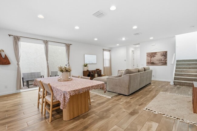 Building Photo - 3251 S Lotus