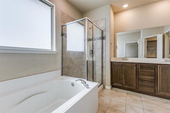 Building Photo - 5244 Canfield Ln