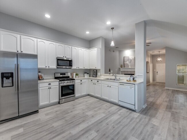 Building Photo - 1636 Spanish Moss Wy
