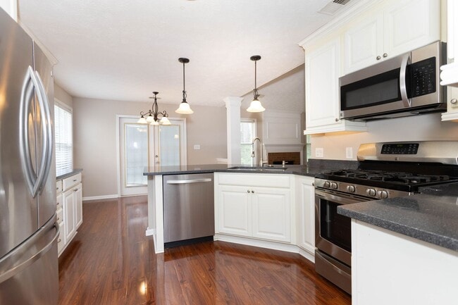 Building Photo - Price Drop Alert!  Fall Rent Specials Now ...