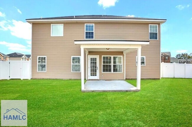 Building Photo - 763 English Oak Dr