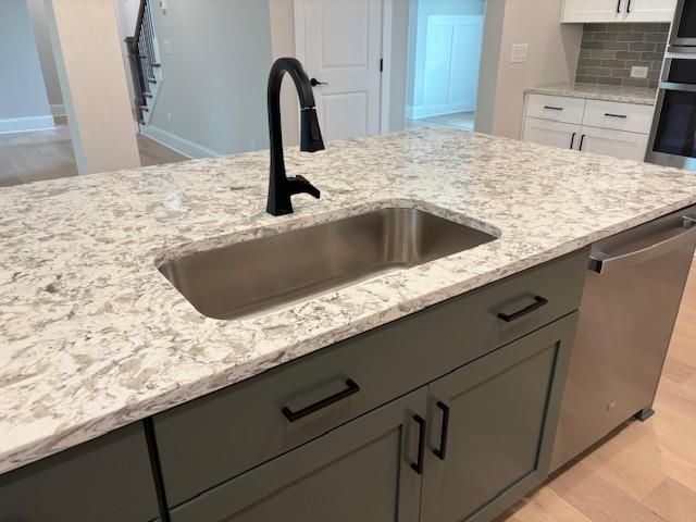 Building Photo - 4040 Sierra Vis Cir