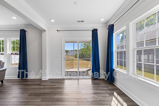 Building Photo - 109 Barnwell Loop