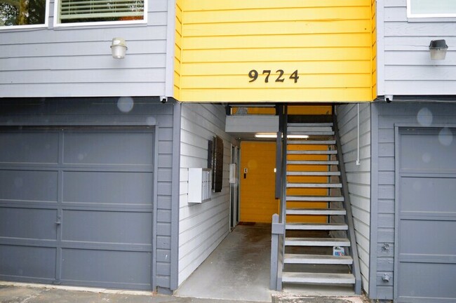 Primary Photo - 9742 6th Ave NW