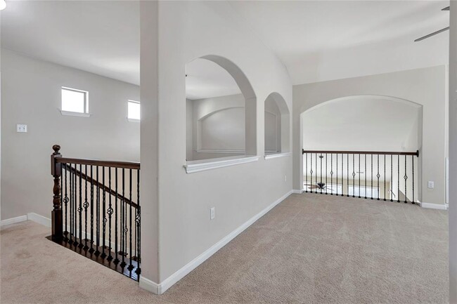 Building Photo - 209 Highland Horizon