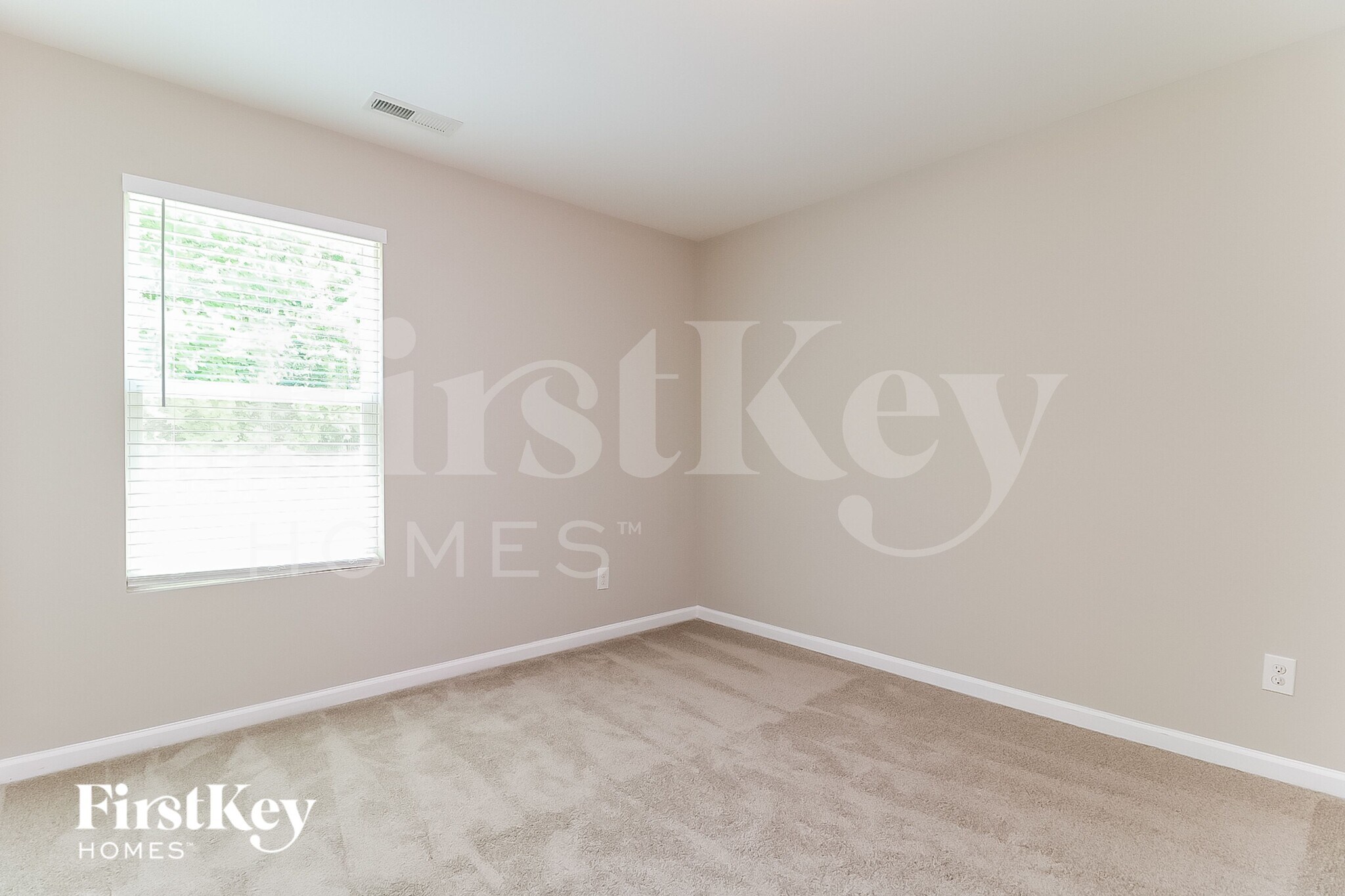 Building Photo - 6328 Bunker Hill Dr