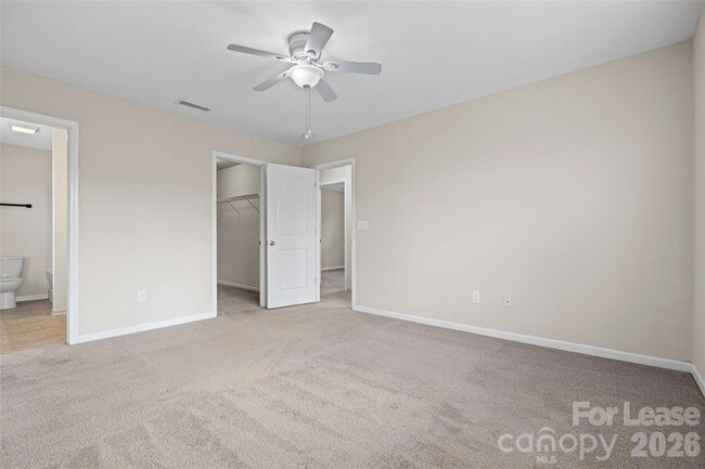 Building Photo - 6056 Shamrock Green Drive