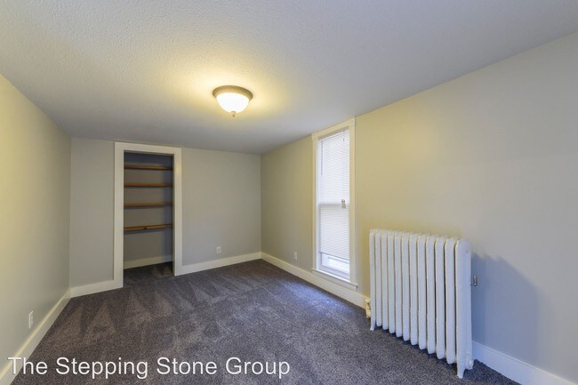 Building Photo - 2725 Hennepin Ave