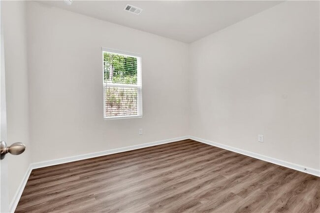 Building Photo - 4715 Bluffton Ct