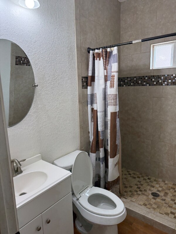 Building Photo - 6 Sunflower Cir