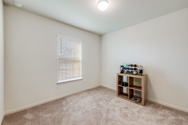 Building Photo - 113 Independence Ave