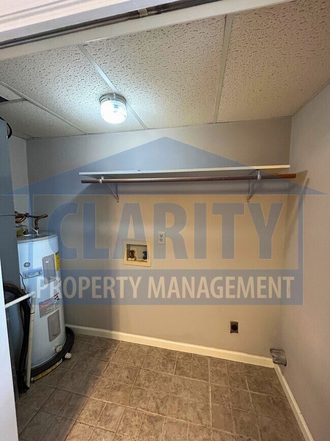 Building Photo - 1297-1299 Robin Hood Drive NW