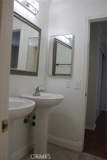 Building Photo - 563 E City Ct