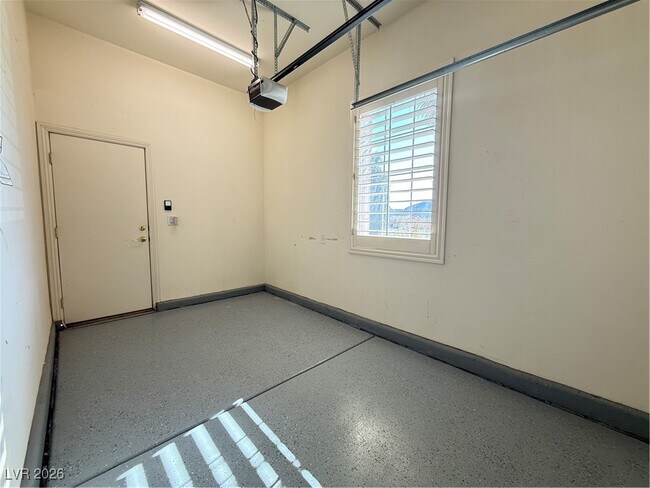 Building Photo - 10284 Sofferto Ave