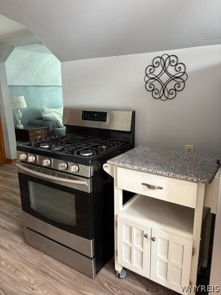 Building Photo - 1997 Hertel Ave