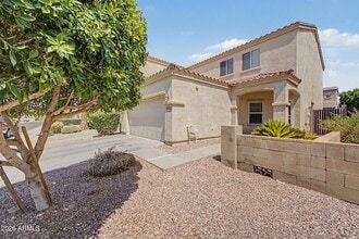 Building Photo - 8748 W Wood Dr