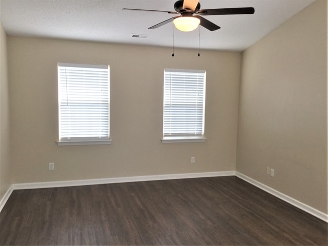 Building Photo - 3008 Secret Garden Ct