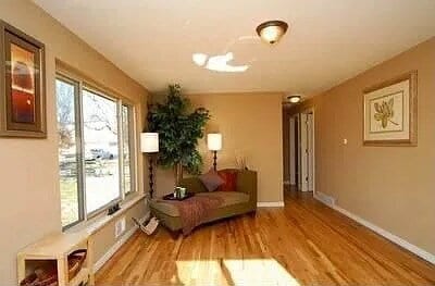 Building Photo - Available Now!  Fantastic 5br/2ba Remodele...