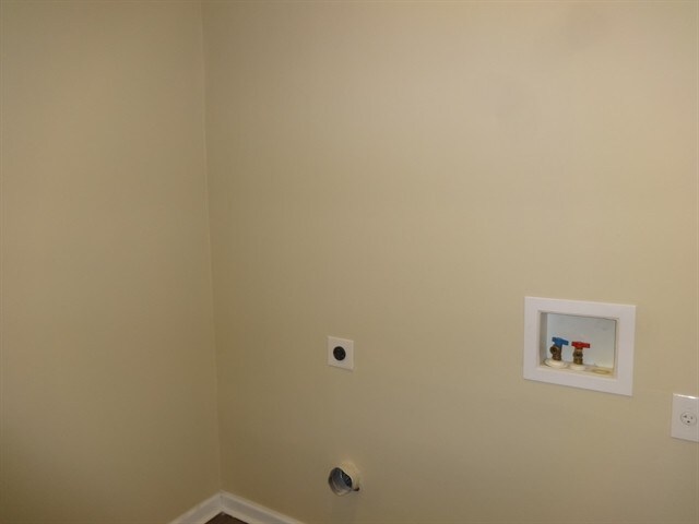 Building Photo - 5116 Sand Ct