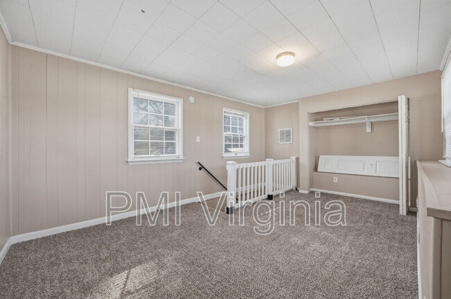 Building Photo - 3119 Joseph Ave